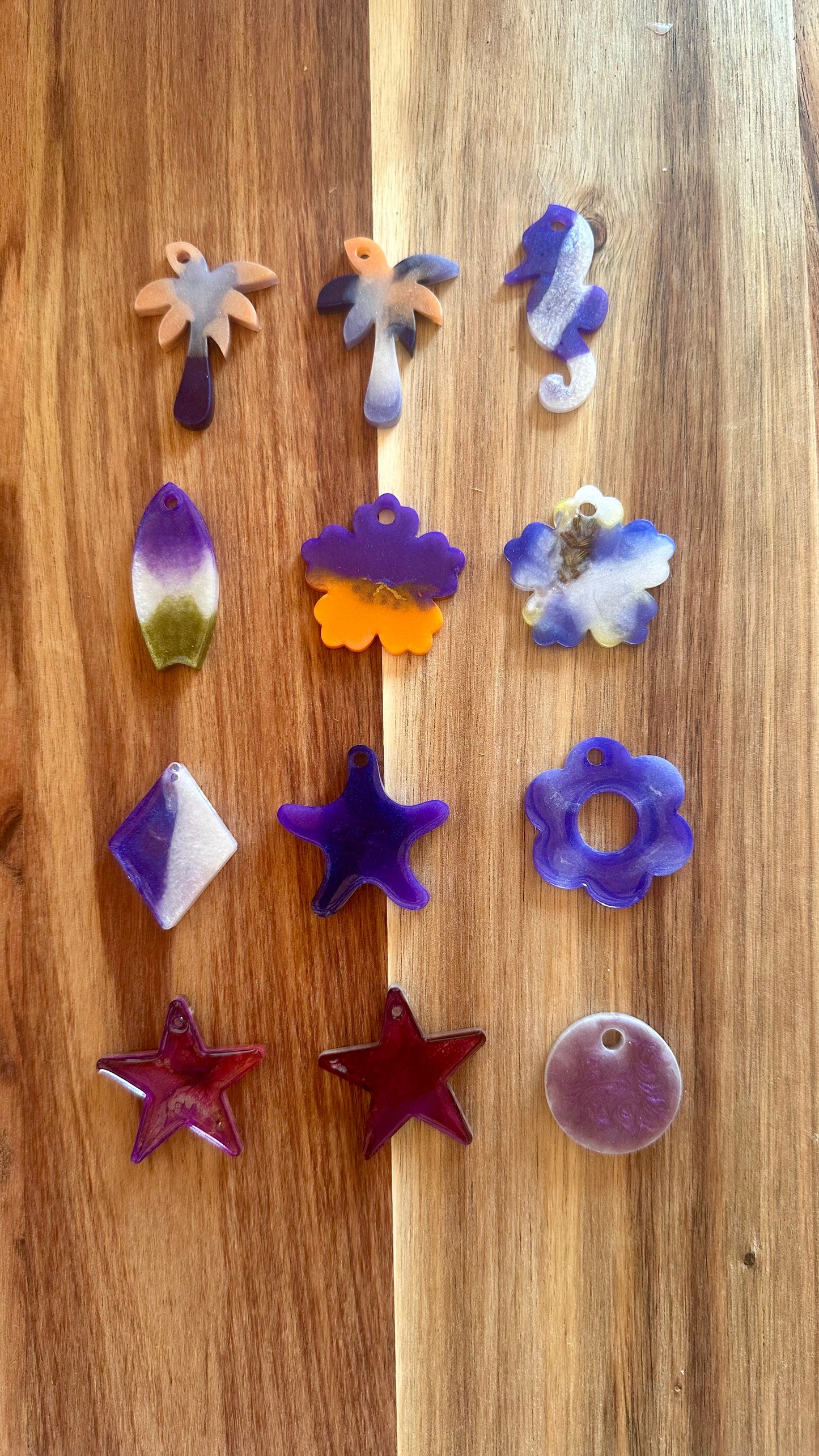 Médaille L violette 1